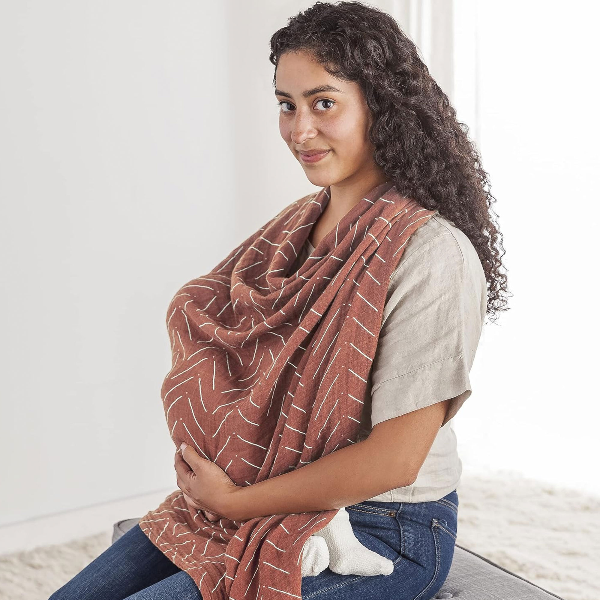 Itzy Ritzy Multitasking Breastfeeding Boss - Mudcloth